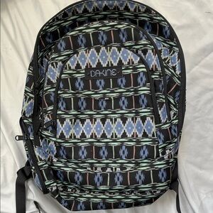 Dakine Men's Backpack with Black and Blue Geometric Design